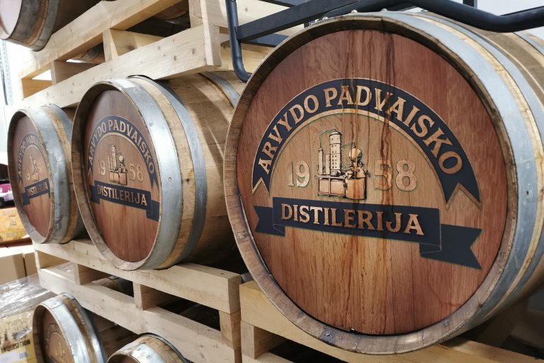 Forbrukarar vil vite kven som har laga vinen, korleis han er produsert, og kva slags landskap han kjem frå. Dette er ei moglegheit norske produsentar kan gripe framover. Foto: Ingunn M. Vågen