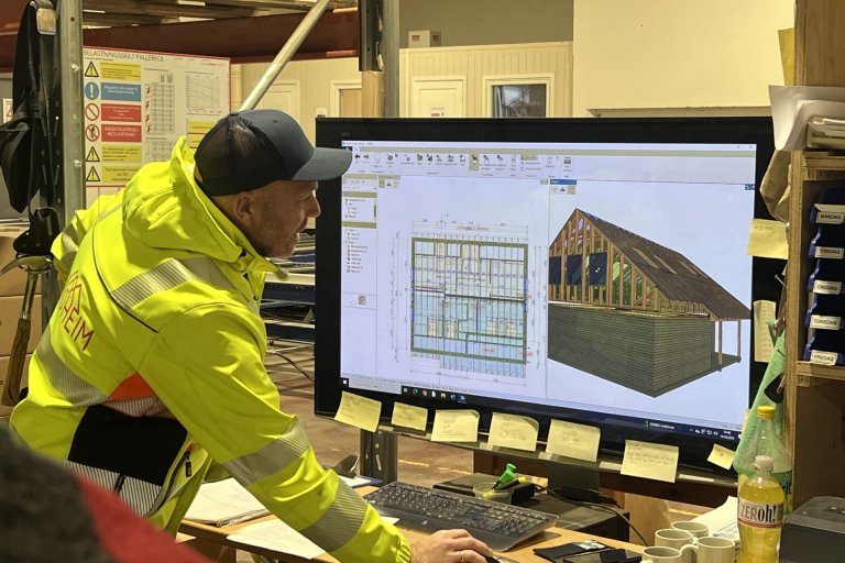 Skal mer trevirke brukes om igjen, må ressursene tas vare på tidligere. Nye bygg må også planlegges for ombruk allerede i designfasen. Foto: Kathrine Torday Gulden
