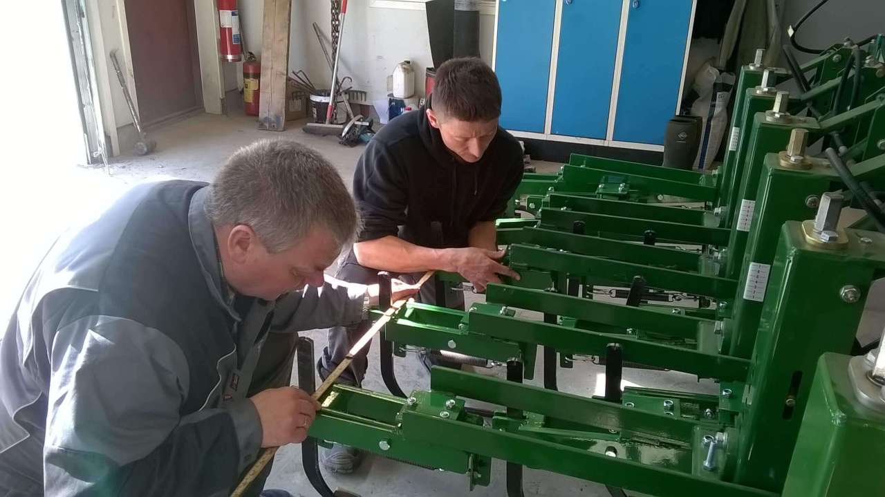 Precision-weeding-1